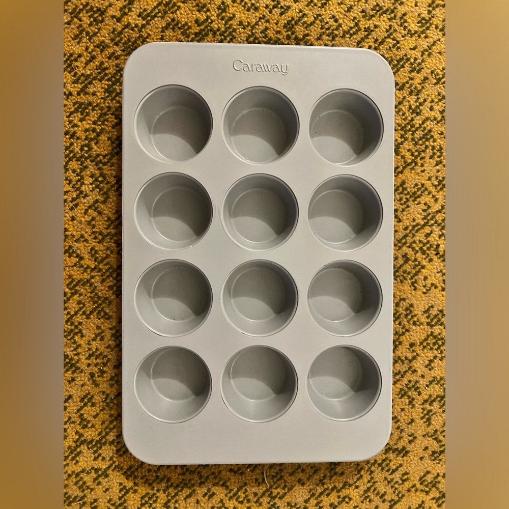 Caraway Non-Stick Ceramic 12-Cup Muffin Pan